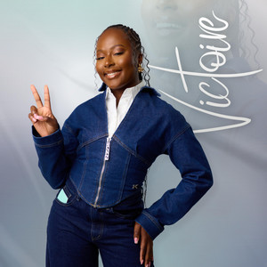 Victoire by CATHY