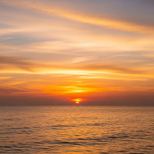 Footprints Fade Away by ZH1MN1,