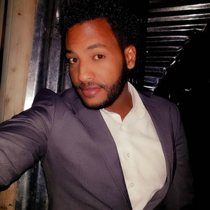 Faysal Muniir - Yarti Jamashada Ma Jigjigay Eegga Joogtaa