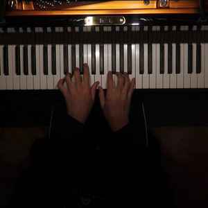 Jeremy Moebel - Nobody Gets Me (Piano Version)