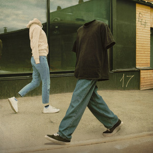 17 by American Vanity