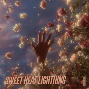 sweet heat lightning - sped up by Softkarma