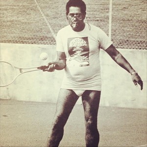 Electric Bruce-Aloo" - موسيقى وكلمات Pigeon Horse Sex Tennis | Spotify
