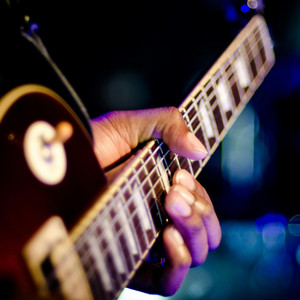 Late Night 12 Bar Blues Guitar Backing Track In A by Tom Bailey Backing Tracks