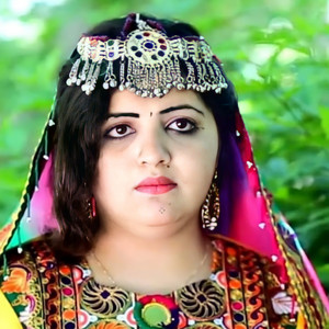 Kashmala Gul - Che Judaa Kari Da Yam Khpal Ashna Na Naseeba Gilamana (Musafari Tapay)