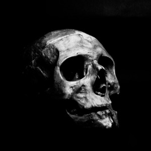 Creepy Simple Horror Background Ambience by Zé Maré
