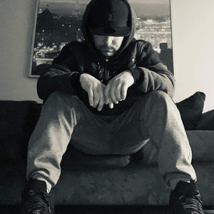 Yaniel cover