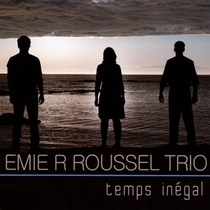Éole à la lune by Emie R Roussel Trio