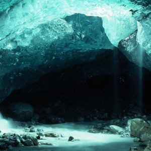 Crystal Cave (Calming Music) by DisarrayZz