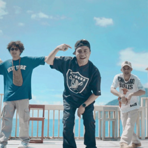 ADELINA (feat. Denny Pauno & Qifly Q eMc)