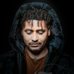 Solomon Tesfay Ayisemien'ye - Halifu Bitsay