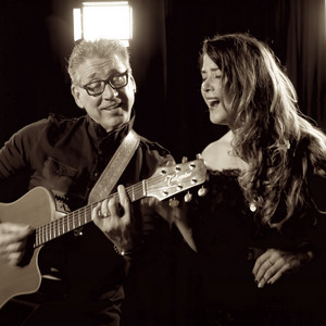 Mağusa Limanı (feat. Çiğdem Taştan)