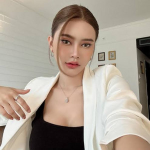 សុន ស្រីណុន - គេជាអ្នកណា?