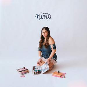 niña by Guada Poeta