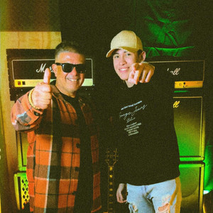 Otra Nota - ESA MUJER (feat. Vicky Martinez)