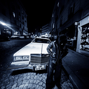 DORMEZ PAS SUR MOI by OENN