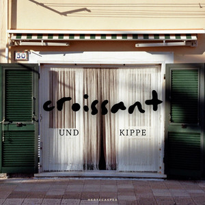 Croissant und Kippe