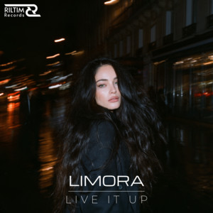 Live it up by Limora
