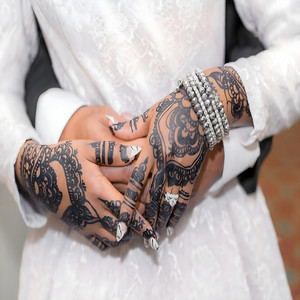 Yaasiin Cali - Uur Hooyo