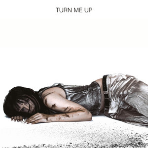 TURN ME UP by KISSES, Agatka Iskra