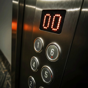 Hotel R00M