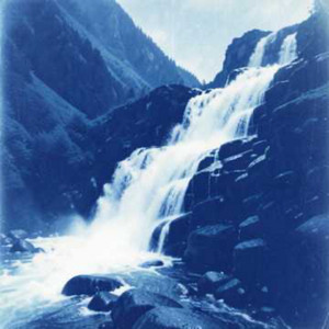 Bajo la Cascada by NØVIA