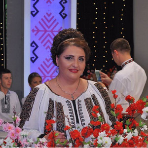 Gabriela Argesanu - Eu Sunt Femeie Isteata