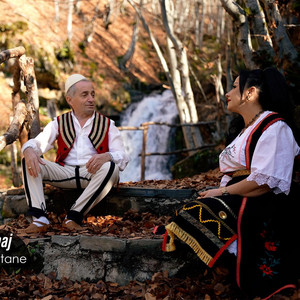 Power Media - Gjovalin Shani & Donika Vuçinaj - Fjetsha e u çofsha në zemrën tane