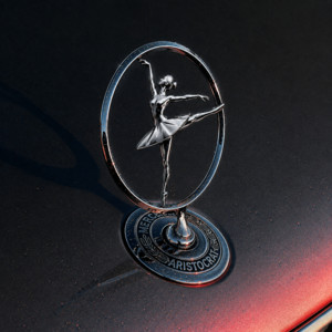 Aristocrat Mercedes by Ralfkon, four llove