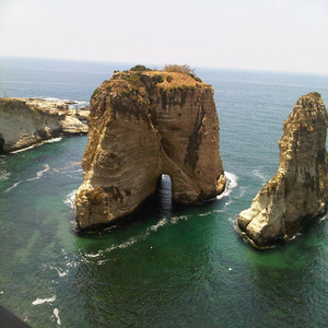 يستاهل الجايزه by العذب