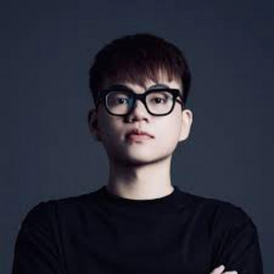 Trung Hoang - Tình Yêu Hoa Gió