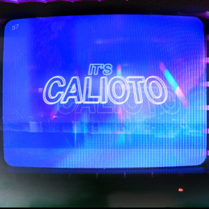 Shapeshift by Calioto, Coach