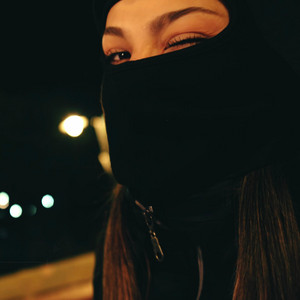 Khermosa Kte ves by Nahue