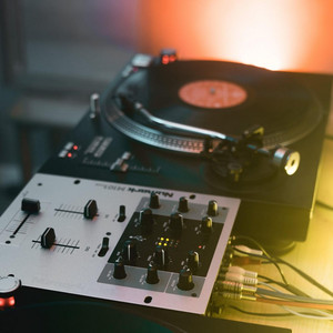 Yula_Music — Sport Stomp and Claps