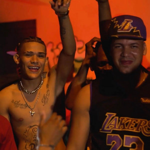 LA MENOR NO SE QUIERE PEINA - REMIX by Doble Ecko Oficial, Jordan El Sano, ARH LA EPIDEMIA, El Benyamin Récords LLC