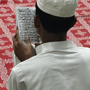 Issam vengos - كل باب يوما له من جميل الصبر مفتاح