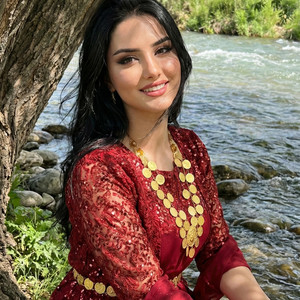 Nasrin Tanya - NASRIN TV (بگەڕێوە)