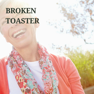 broken Toaster by Mogosplat