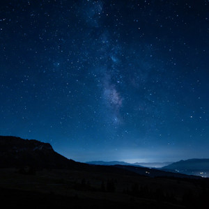 The Night Settles by Lumarest