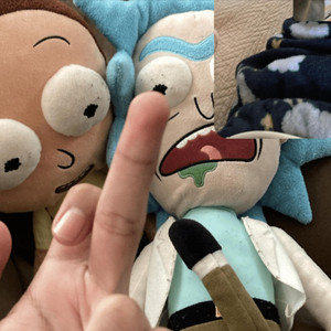 KLIK (feat. iktyh & 9utpuddl3s)