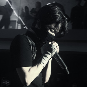 SHOW ME by TAEHOSEOUL
