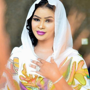 ايلاف عبد العزيز - الزول القلبو الحار