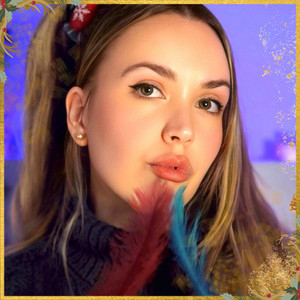 Amaya Rubia ASMR - Decorating the Christmas Tree