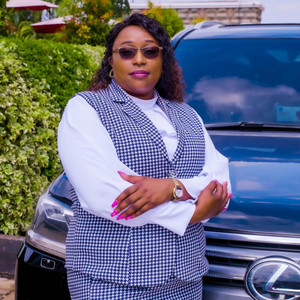 Lucy Nganga - Ngukurutira igongona