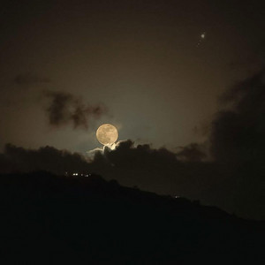 SAINt Epico - Meet Me In the Pale Moonlight