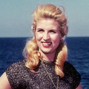 Sabah - حبيبه امها