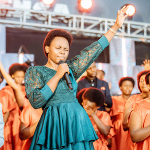 HOLYNATION CHOIR RWANDA - Akira