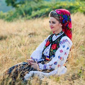 Violeta Gherman - De Când Mă Știu Pe Pământ
