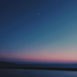 Distant Memories by Gil Noir