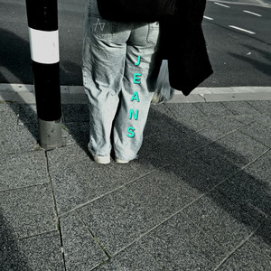 Jeans by Air Vibration